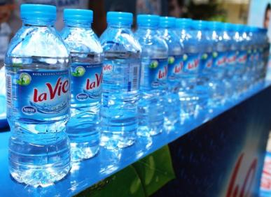 Đại l&yacute; nước kho&aacute;ng Vĩnh Hảo quận 7 uy t&iacute;n, giao tận nơi trong 2h