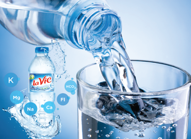 10 lợi &iacute;ch cần biết của nước kho&aacute;ng