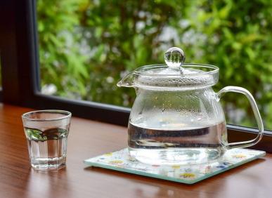 Khung giờ uống nước giảm c&acirc;n: Lịch uống v&agrave; c&aacute;ch GIẢM MỠ nhanh